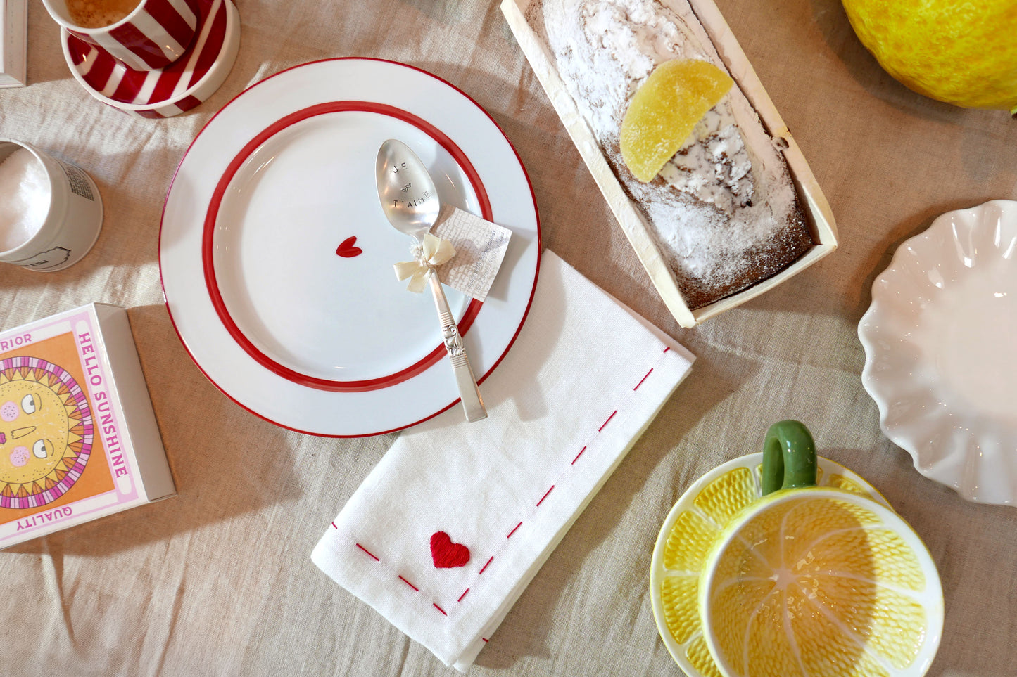 Serviette lin brodée Coeur