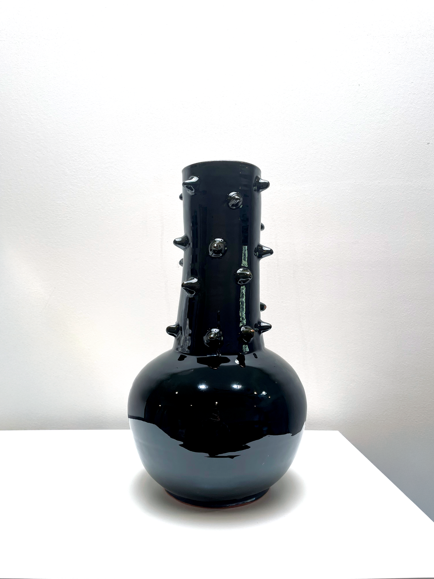 Vase Ethnique Picots Noir